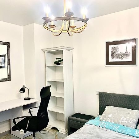 4-Room Jacuzzi Apartment 리비프 외부 사진