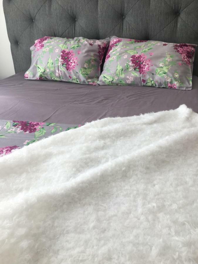 4-Room Jacuzzi Apartment 리비프 외부 사진