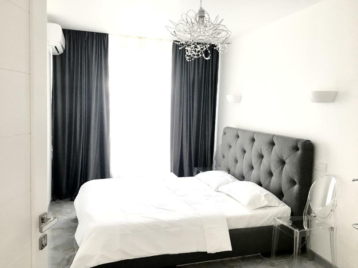 4-Room Jacuzzi Apartment 리비프 외부 사진