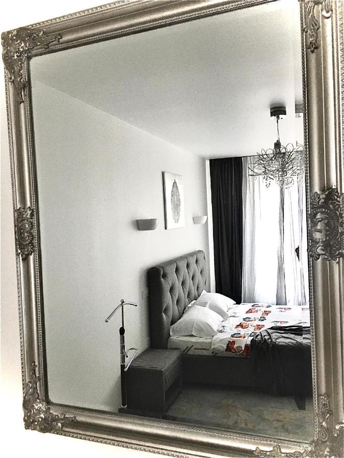 4-Room Jacuzzi Apartment 리비프 외부 사진